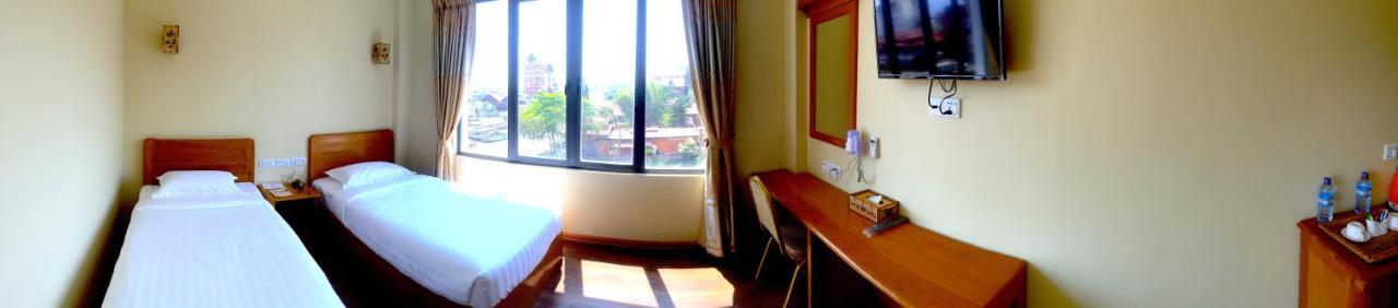 Inle Strand Hotel Nyaung Shwe Extérieur photo