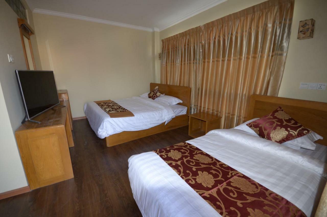 Inle Strand Hotel Nyaung Shwe Extérieur photo